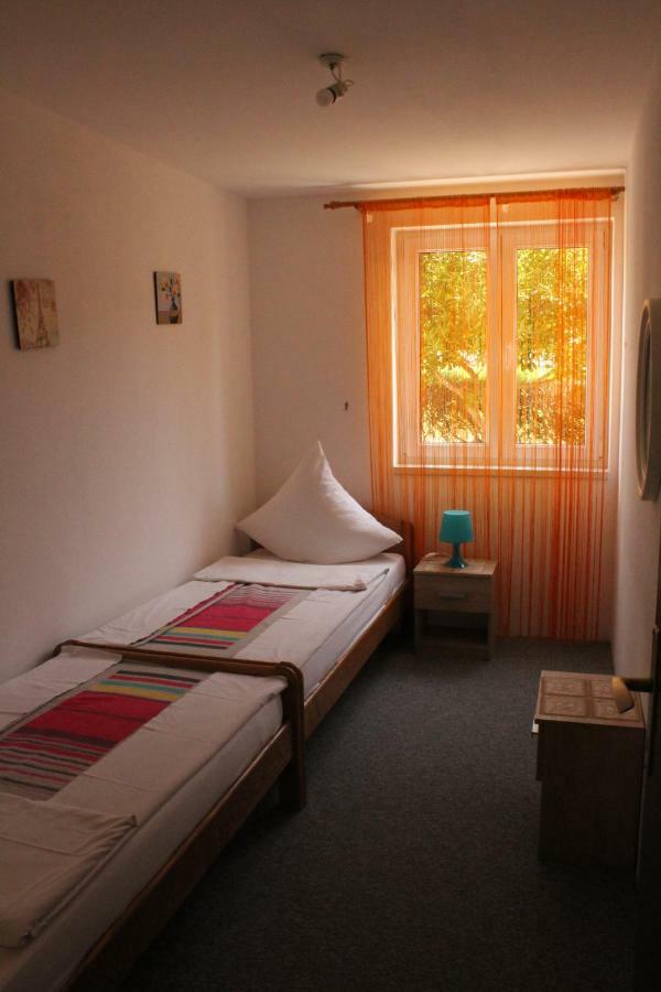 Apartments Baka Jelka Mandre Zewnętrze zdjęcie