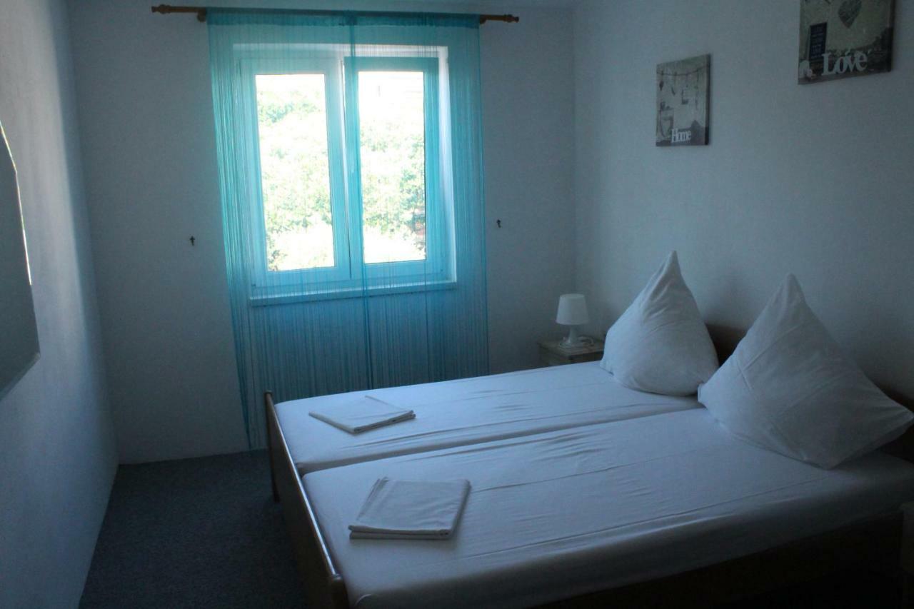 Apartments Baka Jelka Mandre Zewnętrze zdjęcie